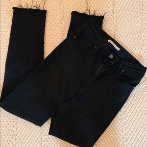 black levi’s jeans